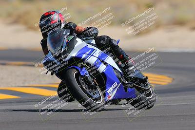 media/Oct-08-2022-SoCal Trackdays (Sat) [[1fc3beec89]]/Turn 16 (125pm)/